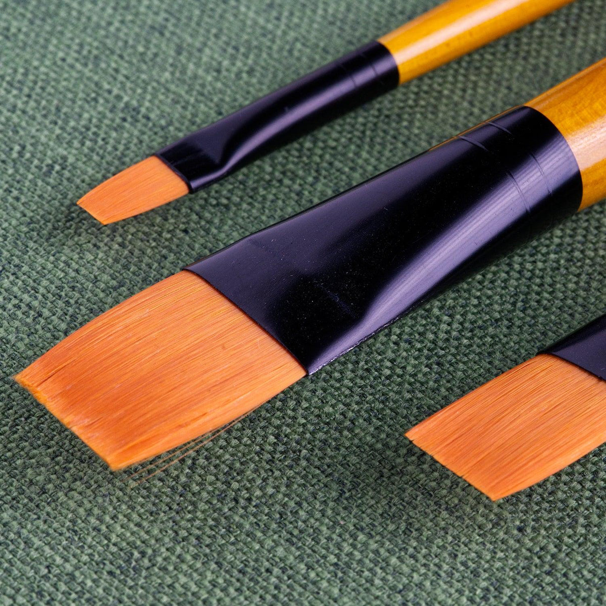 Tri-Art Artist Brushes - Short Synthetic - WC/Acryl - Flat - Tri-Art Mfg.